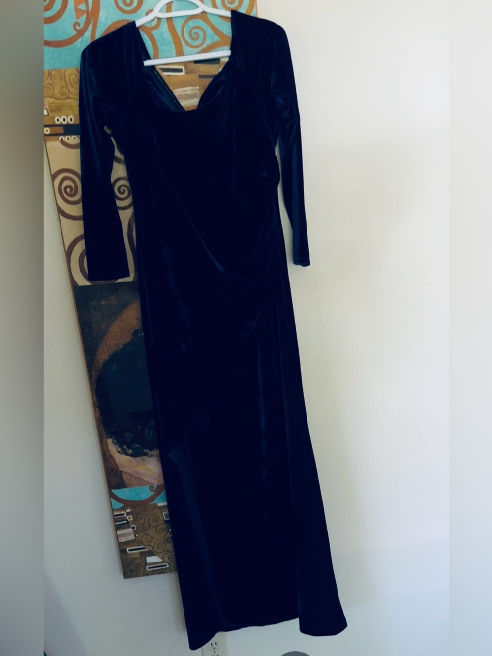 Laundry By Shelli Segal Off-Shoulder Dark Blue Velvety Maxi Dress. - Picture 4 of 4